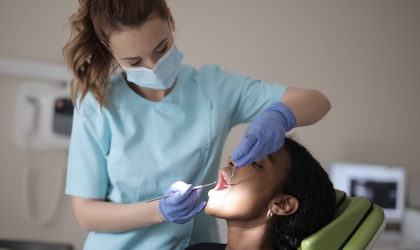 what to know about emergency dental care when dentists are closed during the new year